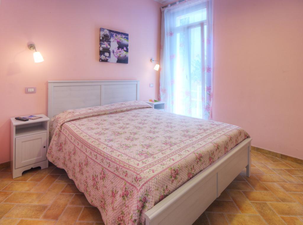 לורטו Locanda Del Picchio חדר תמונה